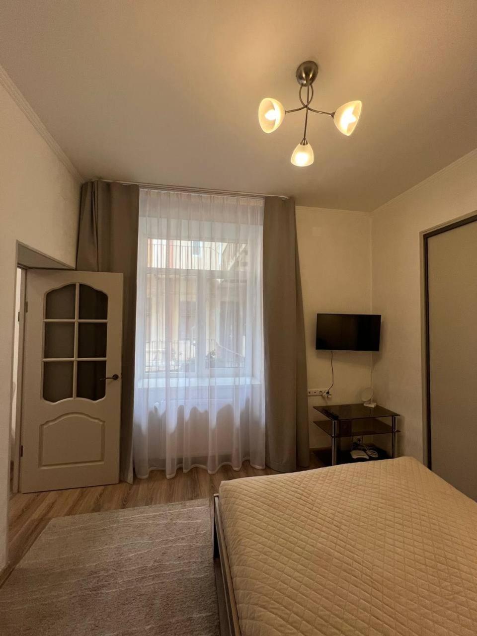Cozy Apartment Near The Lviv National Opera Exterior foto