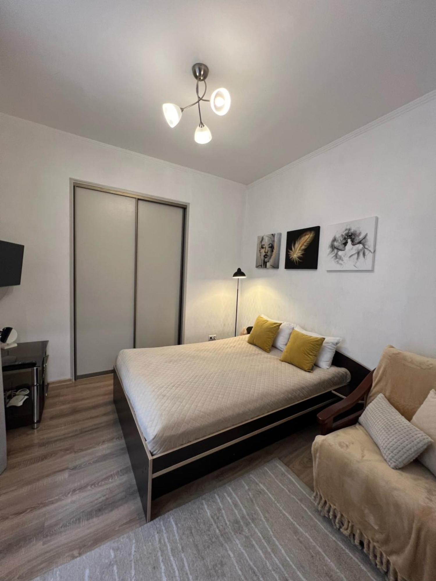 Cozy Apartment Near The Lviv National Opera Exterior foto